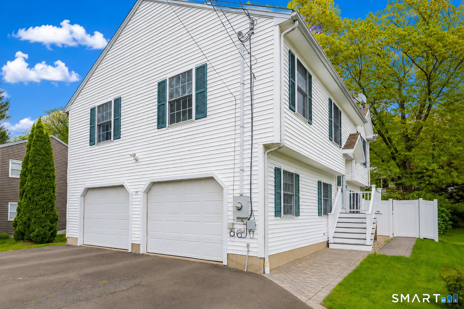 43 Oak Street