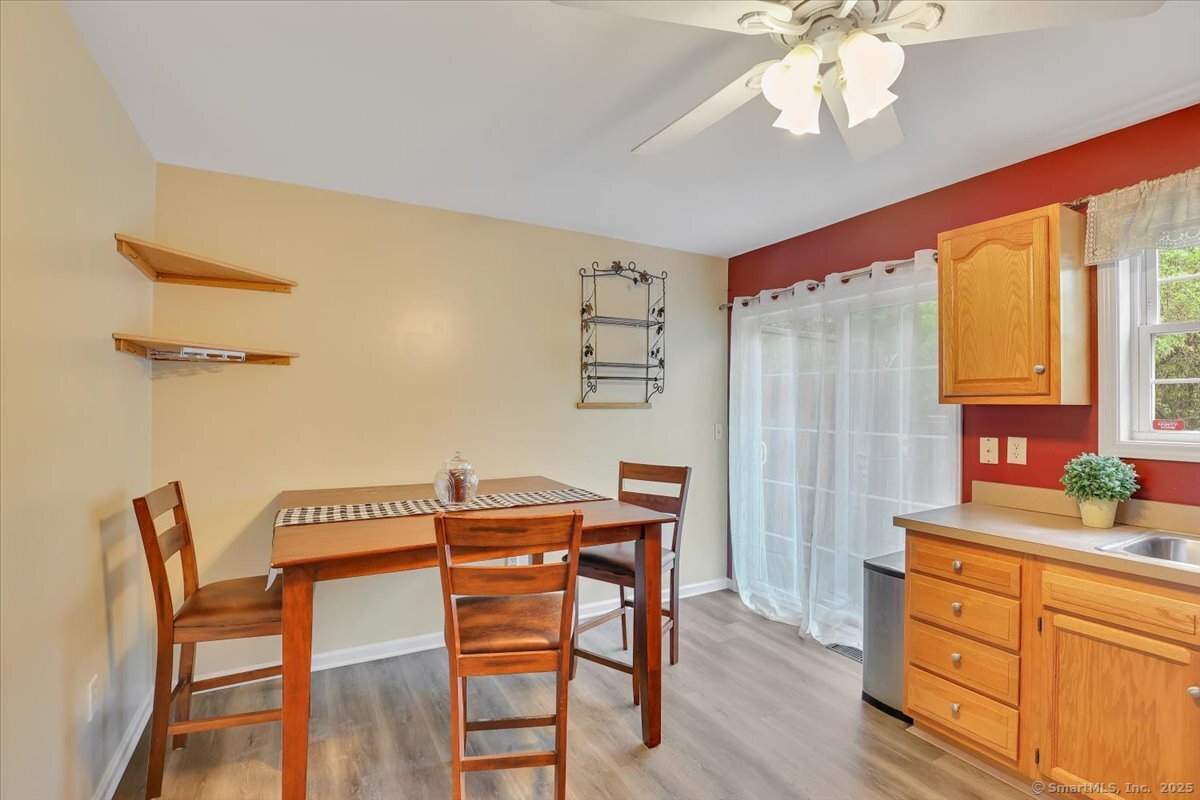 150 Stonefield Drive #4, Waterbury, Connecticut image 8