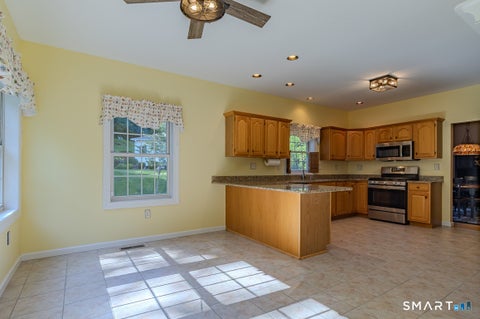 Tiny photo for 160 Hawthorne Drive #160, Berlin, CT 06037 (MLS # 24216094)