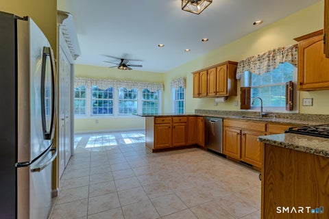 Tiny photo for 160 Hawthorne Drive #160, Berlin, CT 06037 (MLS # 24216094)