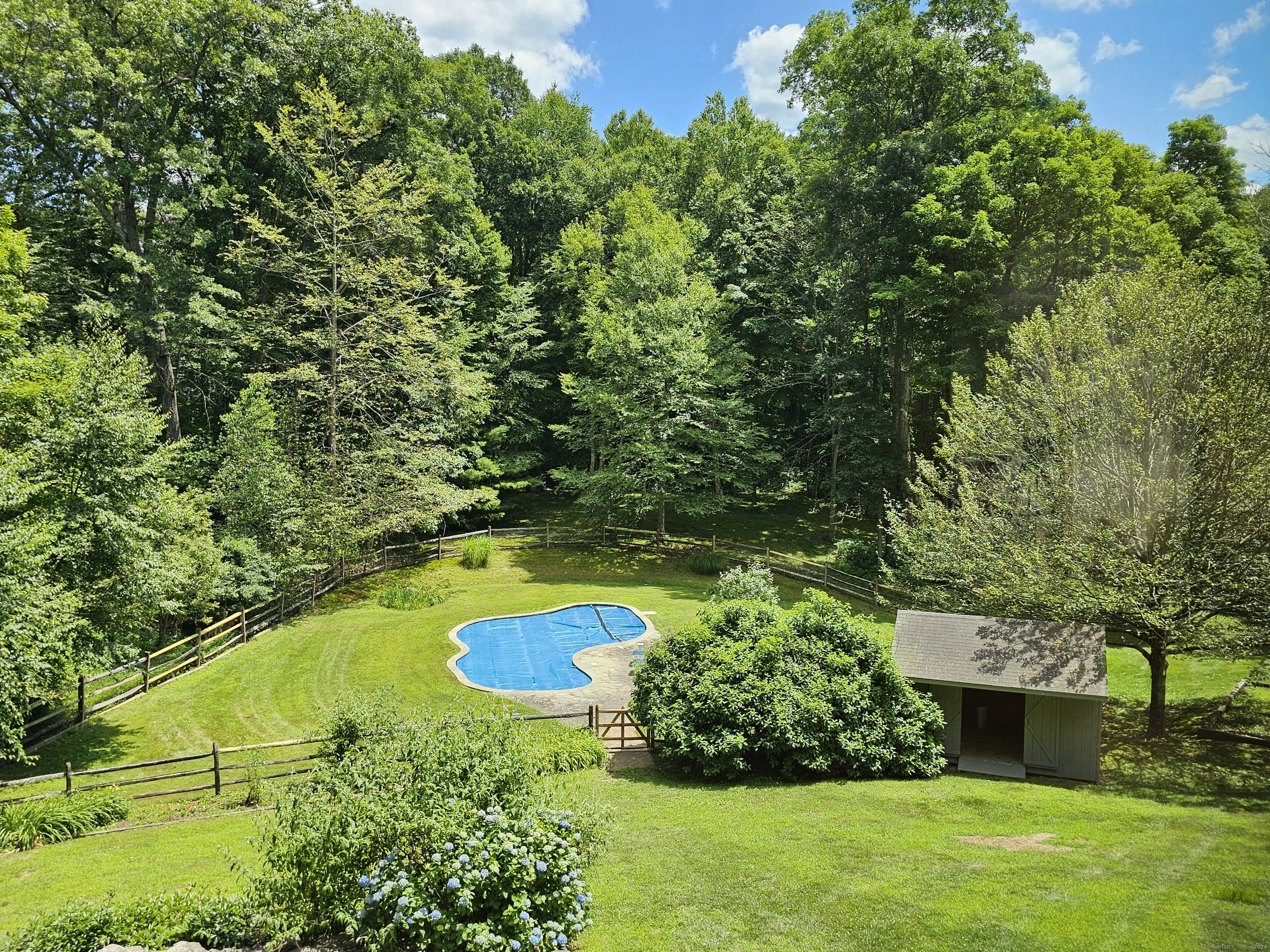 Property for Sale at 22 Forest Ridge Road, Woodbury, Connecticut - Bedrooms: 4 
Bathrooms: 2 
Rooms: 8  - $699,000