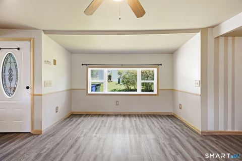 Mobile Home For Sale - 165 Laurelwood Lane<br/> Danbury, CT 06811
