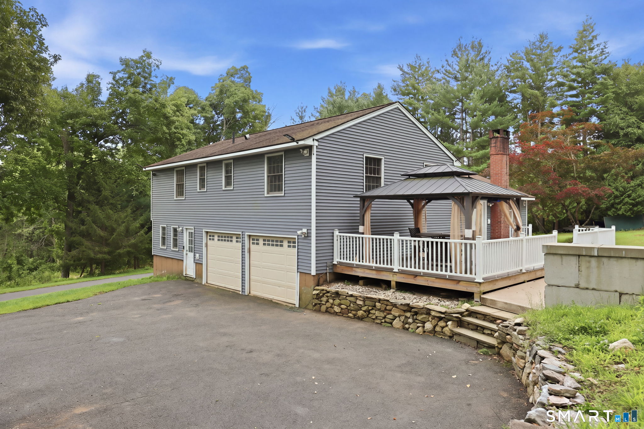 345 Meadow Trail