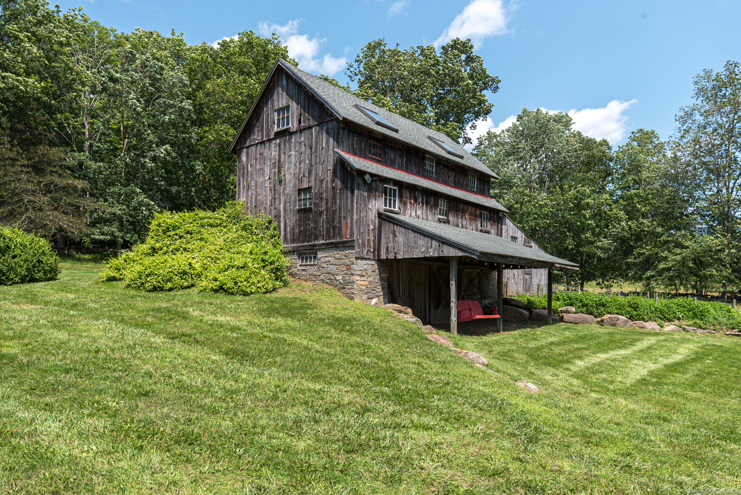 85 Potash Hill Road