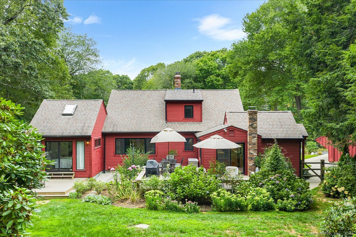 75 Algonquin Drive
