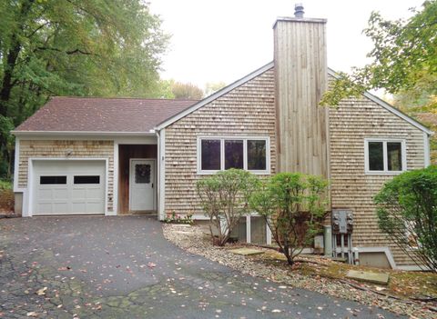 Photo of 16 Cardinal Drive #16, Farmington, CT 06032 (MLS # 24140502)