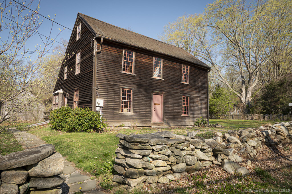 131 Cow Hill Road, Clinton, Connecticut image 1