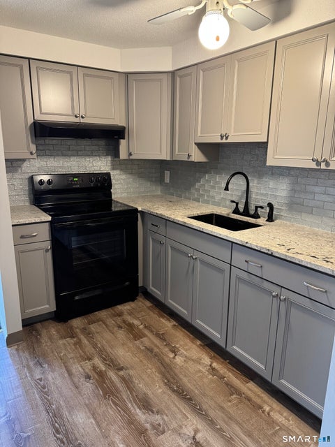 Multifamily For Rent - 346 South Main Street #2<br/> Middlesex County, Middletown, CT 06457