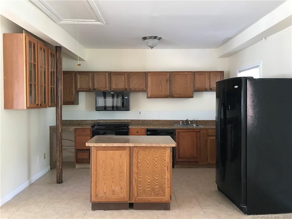 Rental Property at Brook Street, Torrington, Connecticut - Bedrooms: 1 
Bathrooms: 1 
Rooms: 3  - $1,250 MO.