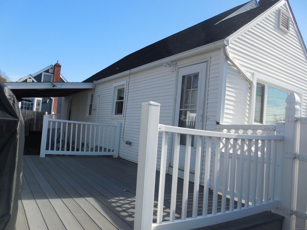 Photo of 11 Parkview Drive, Southington, CT 06479 (MLS # 24140469)