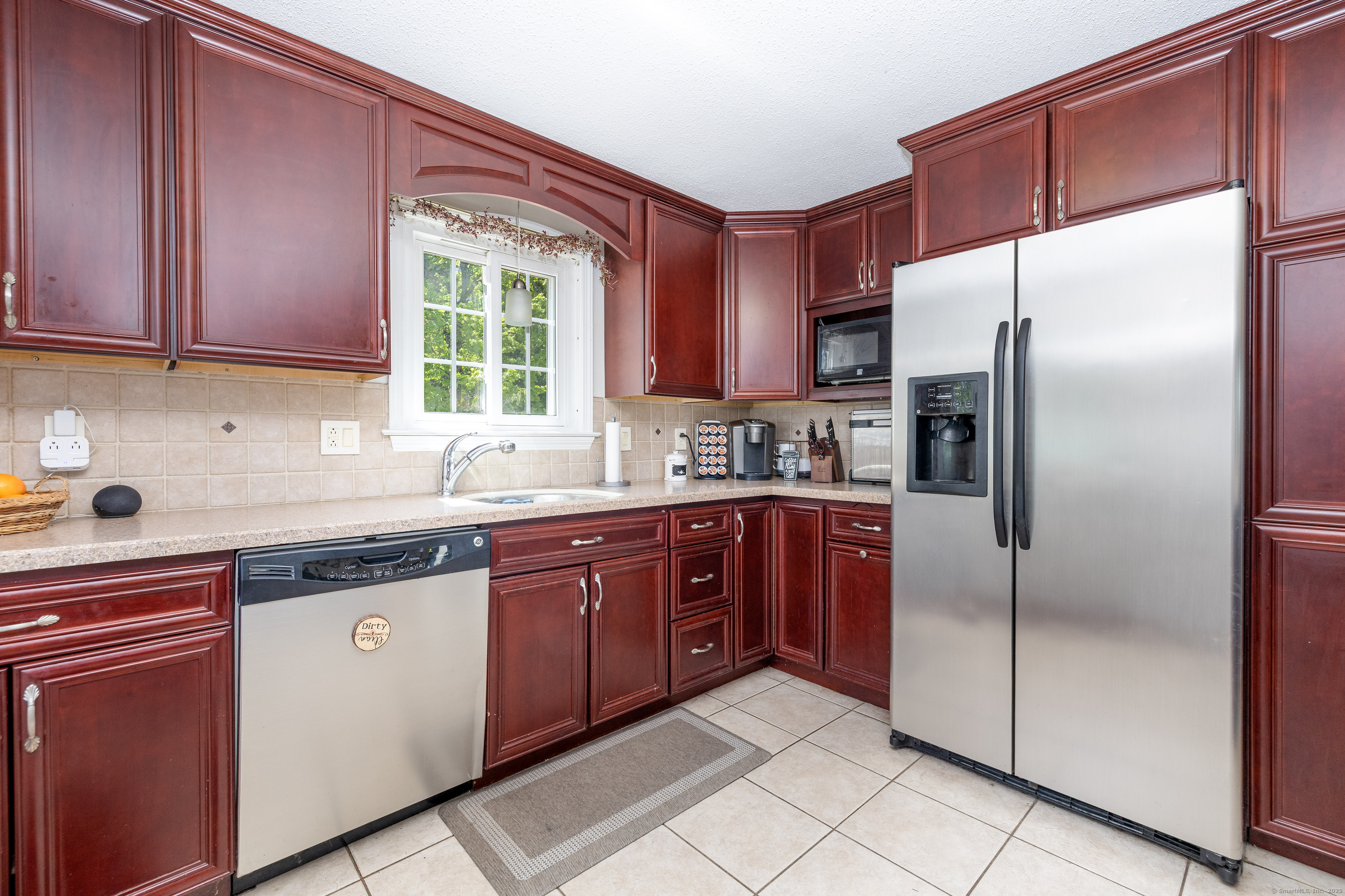 854 Center Street, Manchester, Connecticut image 15