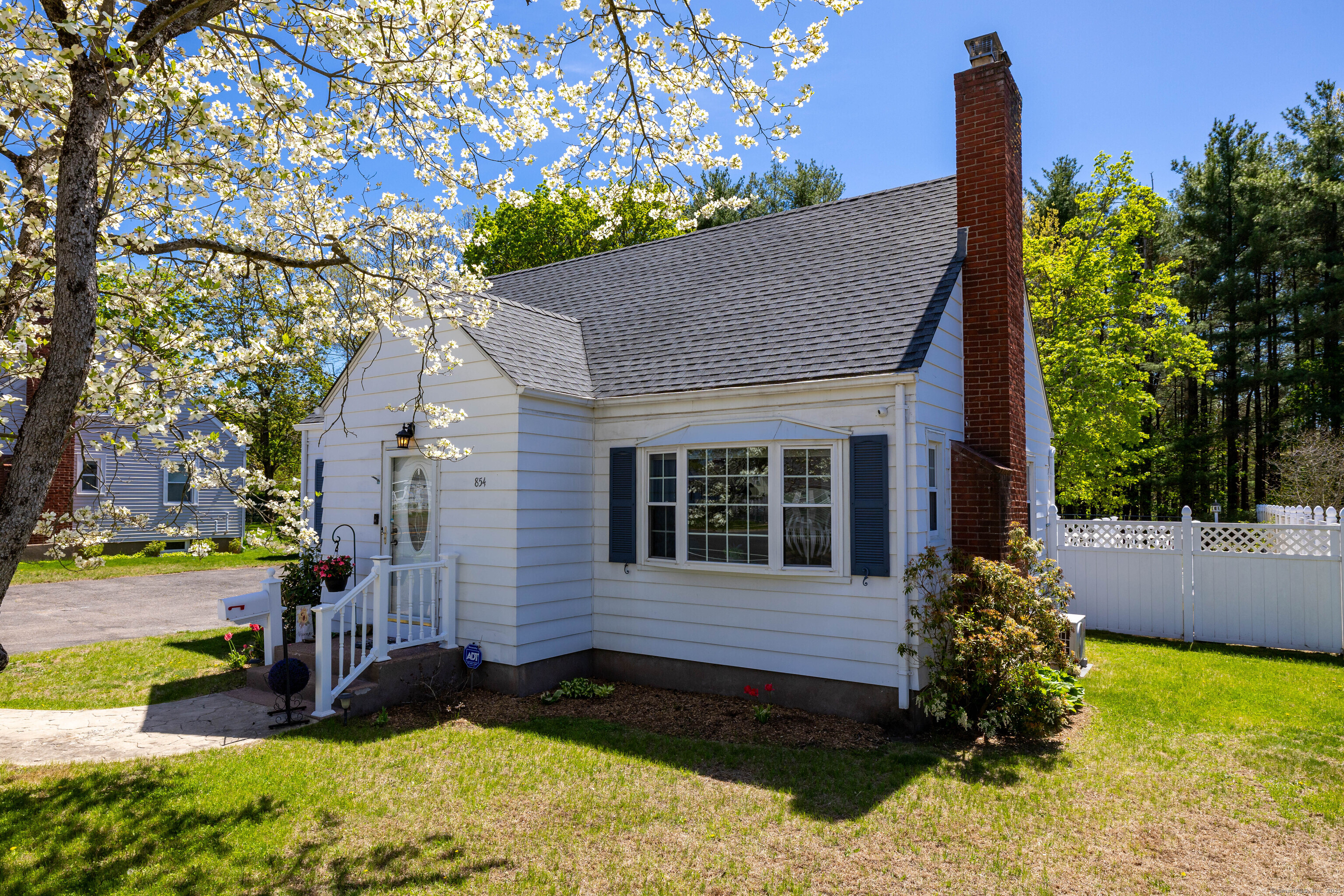 854 Center Street, Manchester, Connecticut image 38