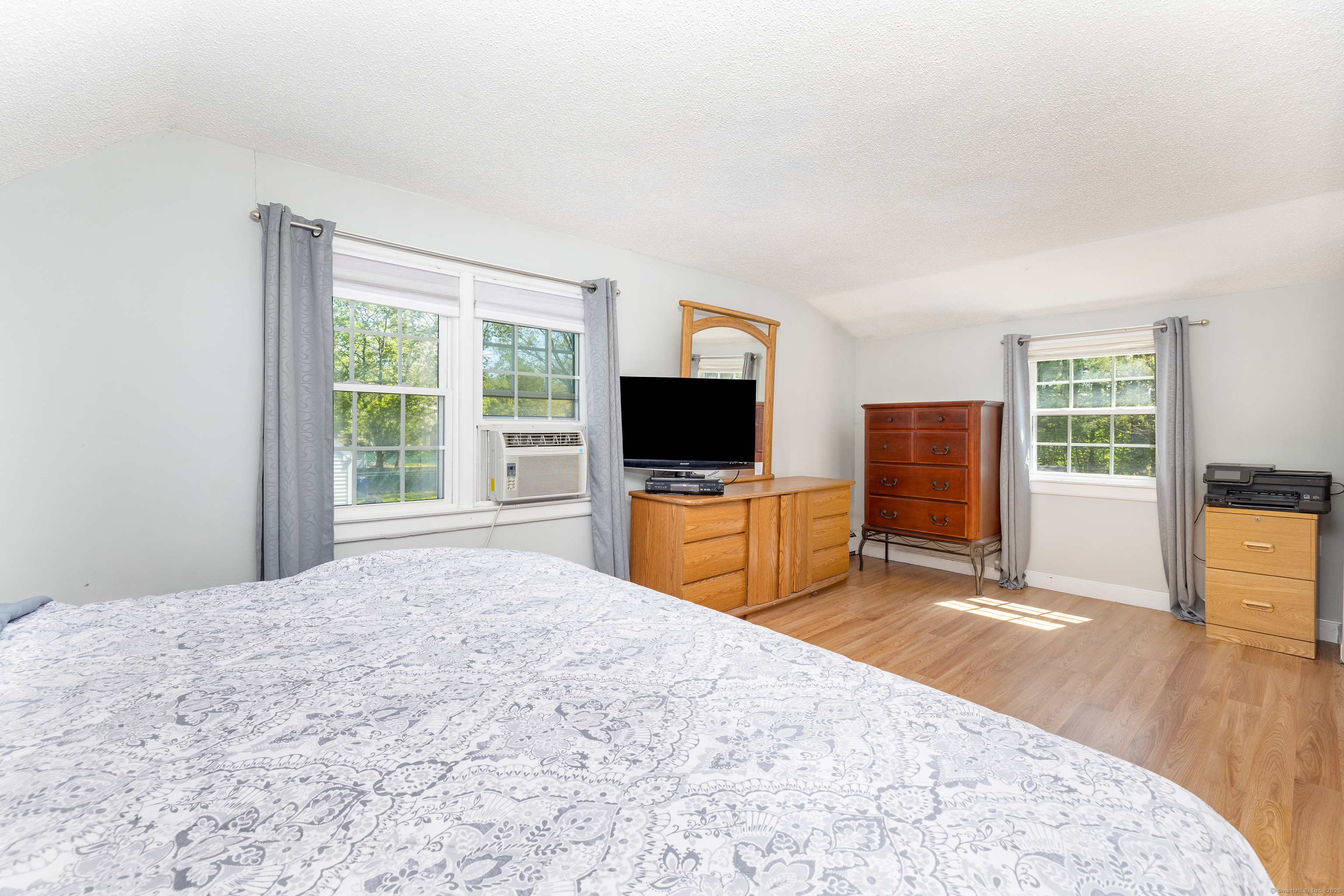 854 Center Street, Manchester, Connecticut image 33