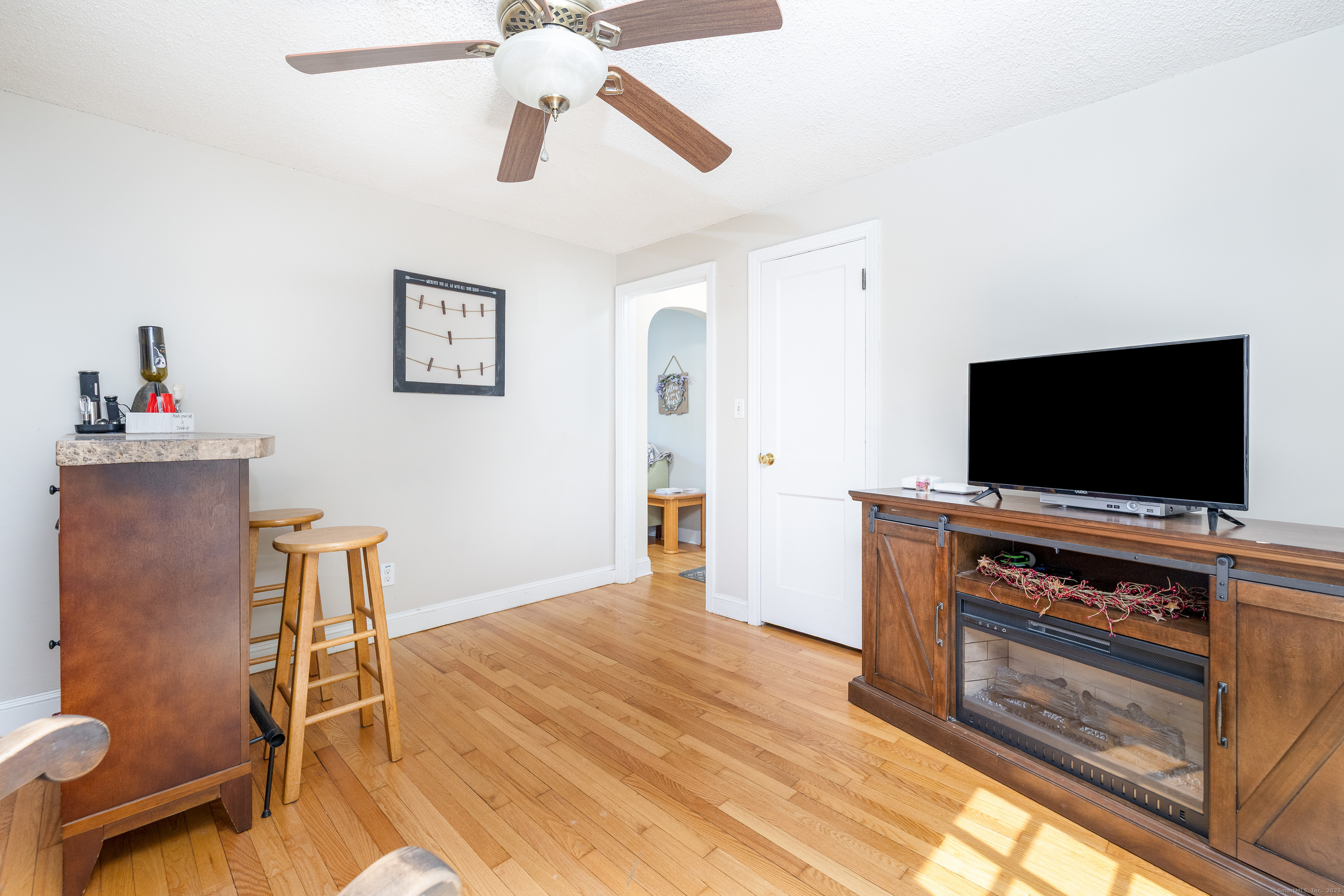 854 Center Street, Manchester, Connecticut image 28