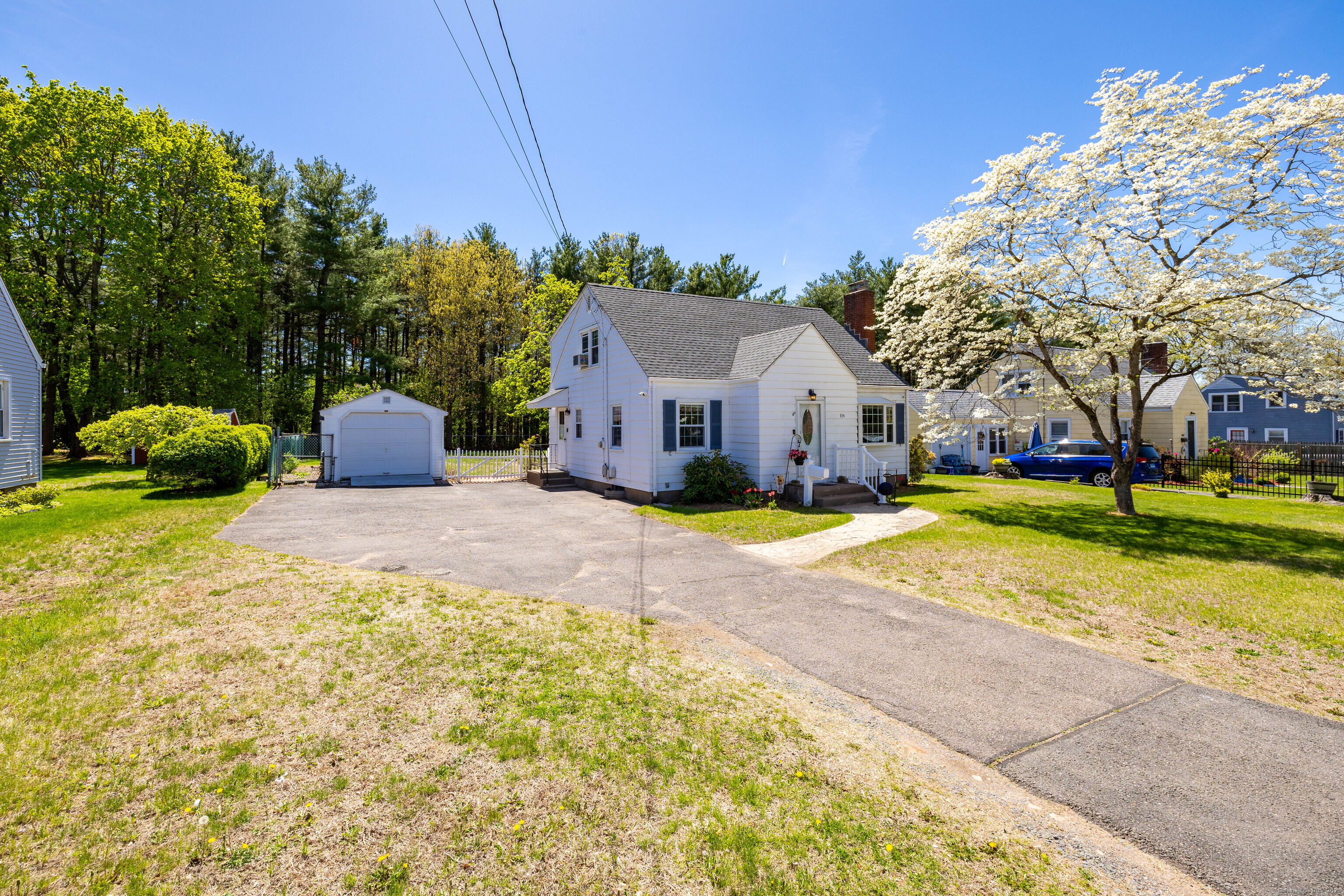 854 Center Street, Manchester, Connecticut image 3