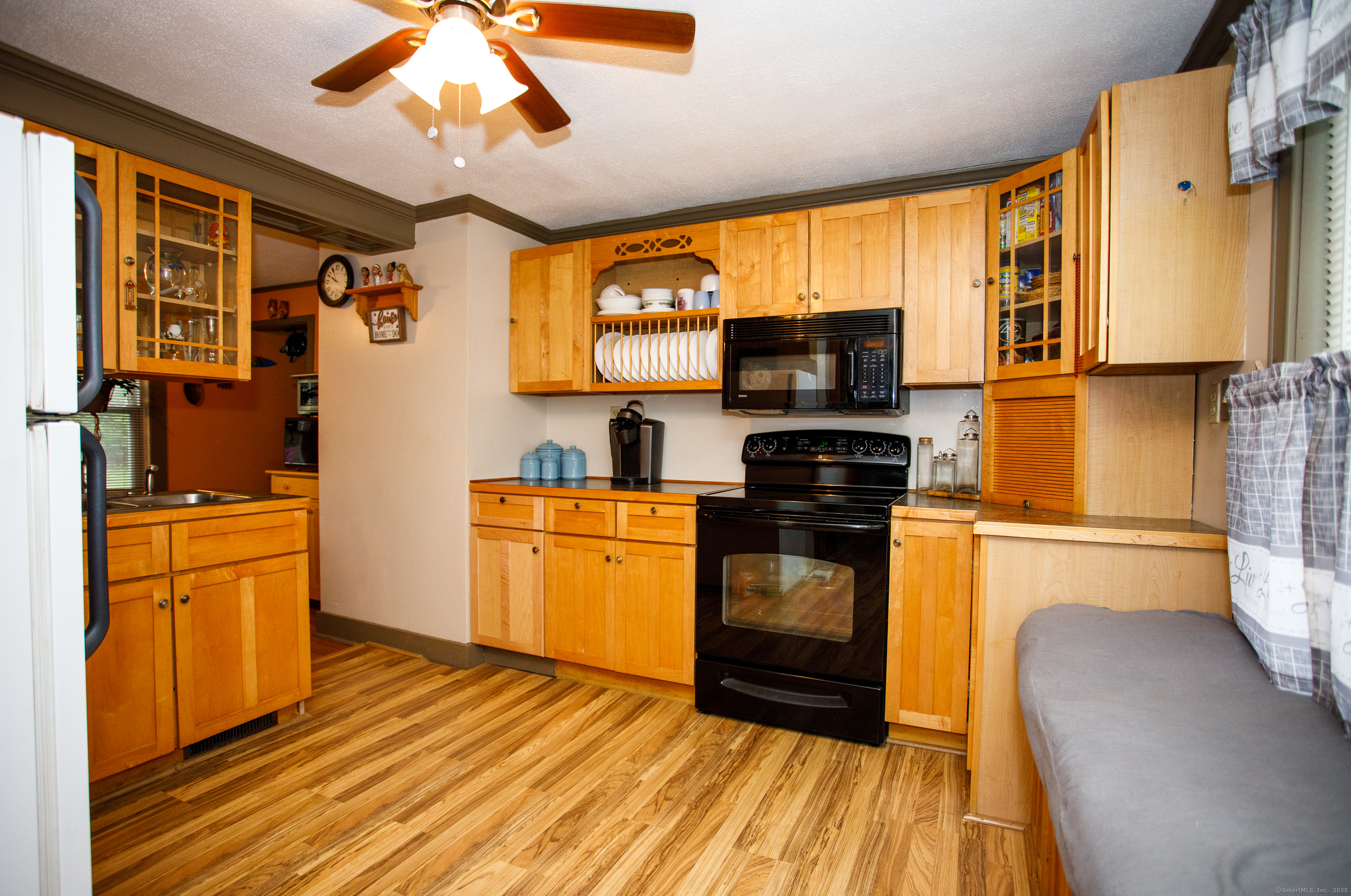 188 Otrobando Avenue, Norwich, Connecticut image 2