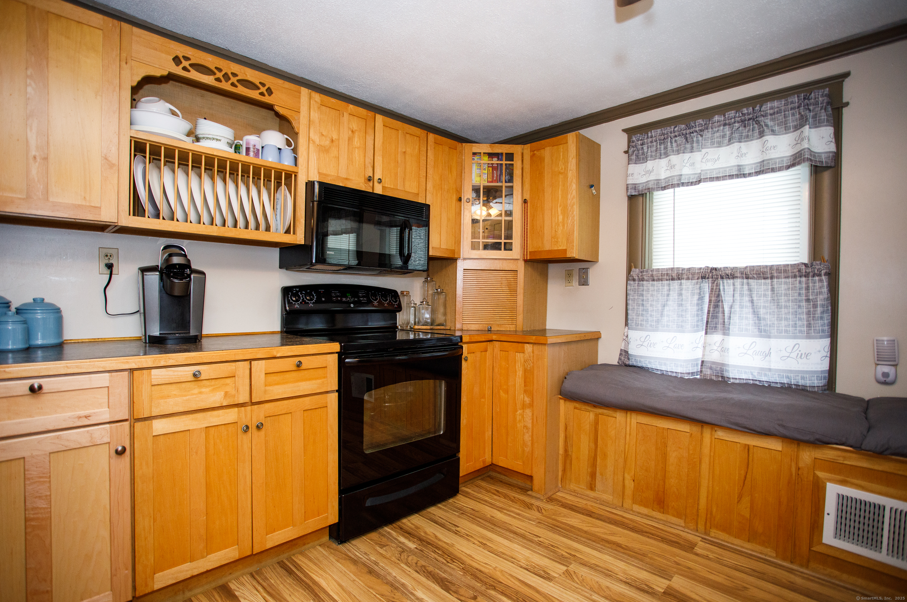188 Otrobando Avenue, Norwich, Connecticut image 4