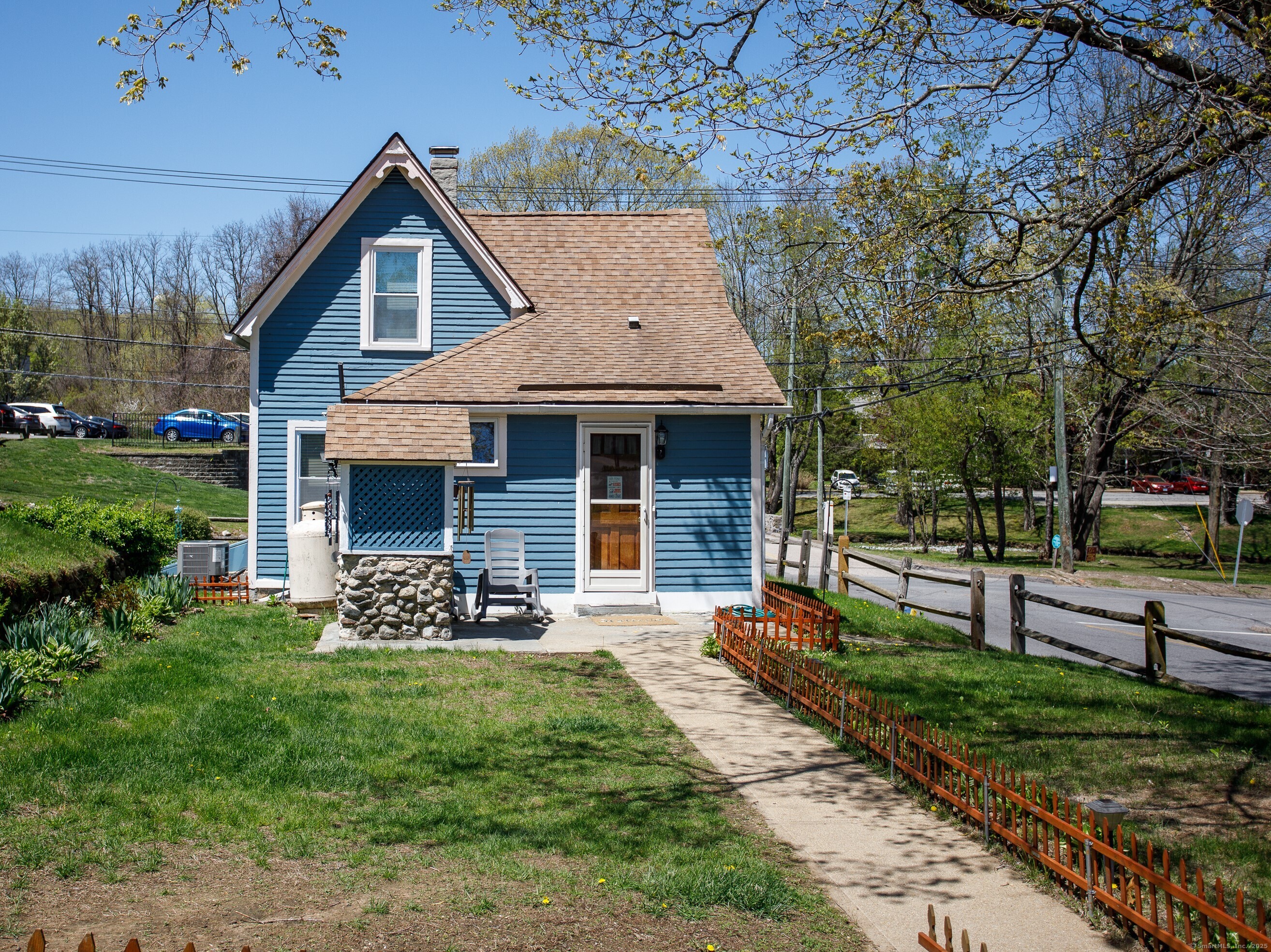 188 Otrobando Avenue, Norwich, Connecticut image 1