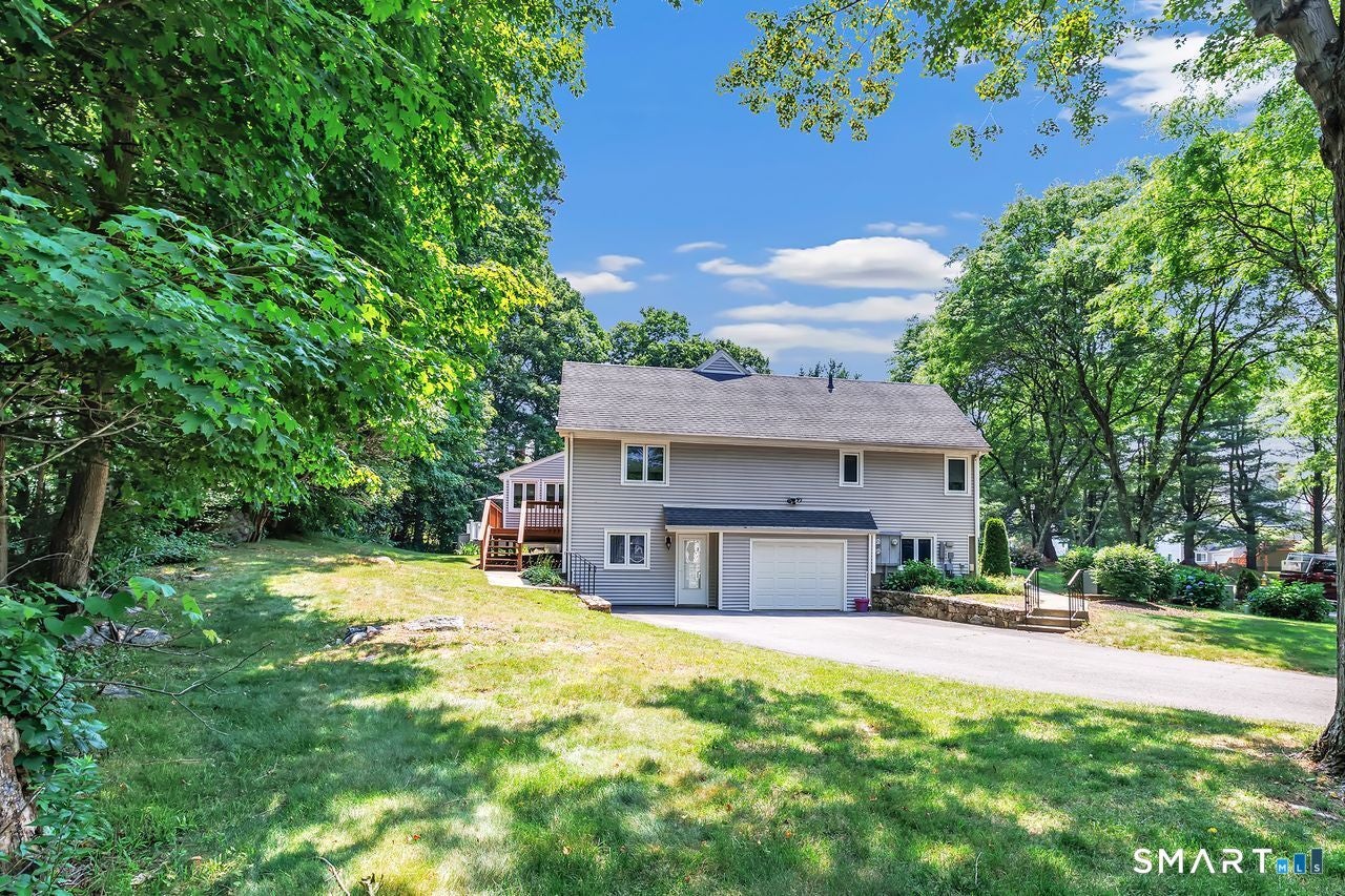 115 Aspetuck Trail 115