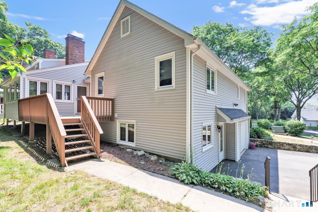 115 Aspetuck Trail 115