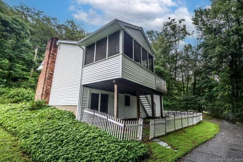 A home in New Milford