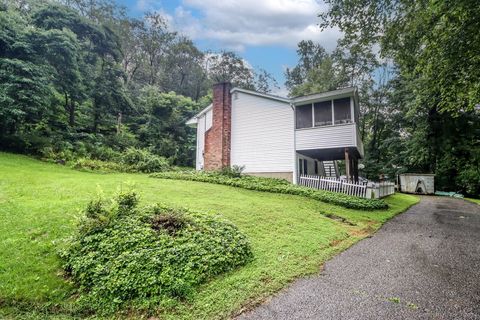 A home in New Milford