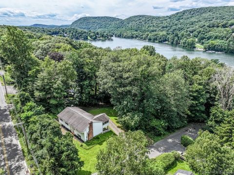 A home in New Milford