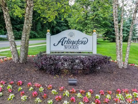 Tiny photo for 902 Sienna Drive #902, Danbury, CT 06810 (MLS # 24152017)