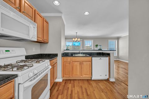 Tiny photo for 902 Sienna Drive #902, Danbury, CT 06810 (MLS # 24152017)