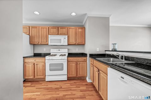 Tiny photo for 902 Sienna Drive #902, Danbury, CT 06810 (MLS # 24152017)