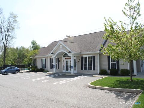 Tiny photo for 902 Sienna Drive #902, Danbury, CT 06810 (MLS # 24152017)