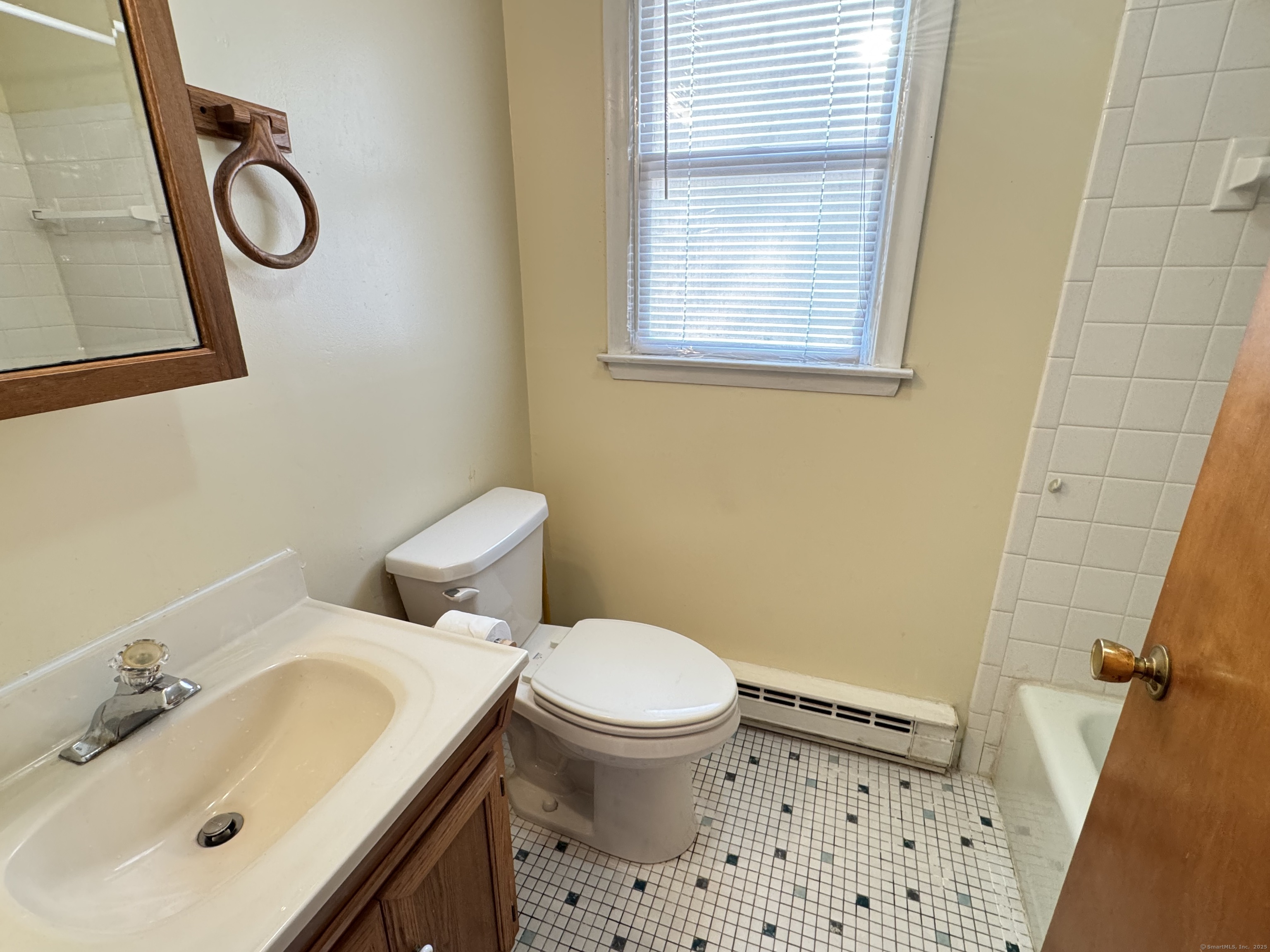 163 Ellington Road, East Hartford, Connecticut image 14
