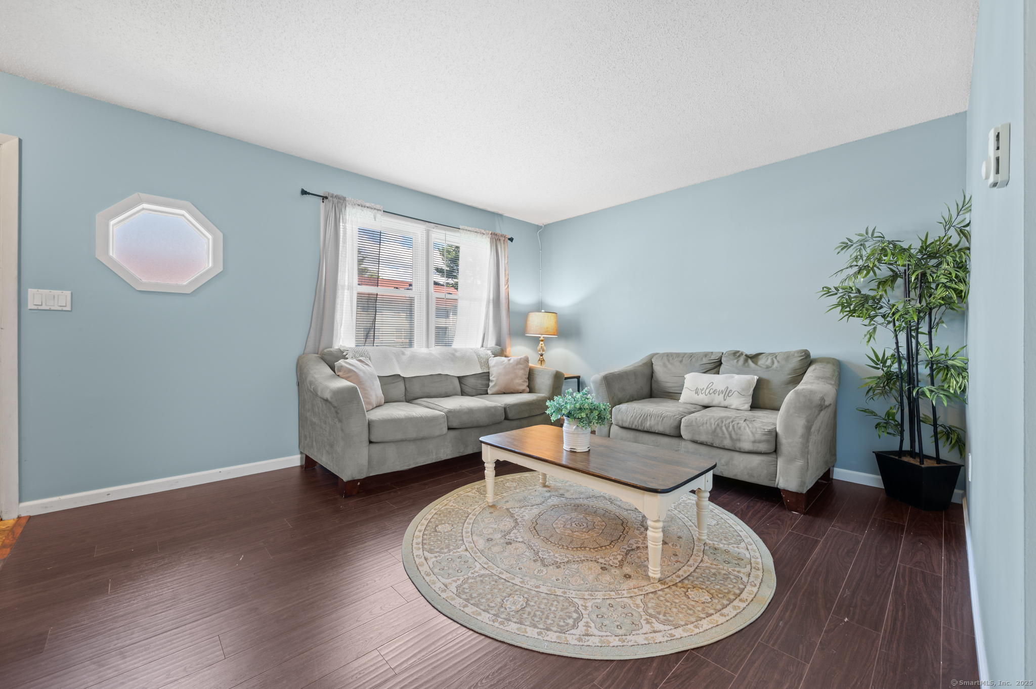 1 Abbott Road 32