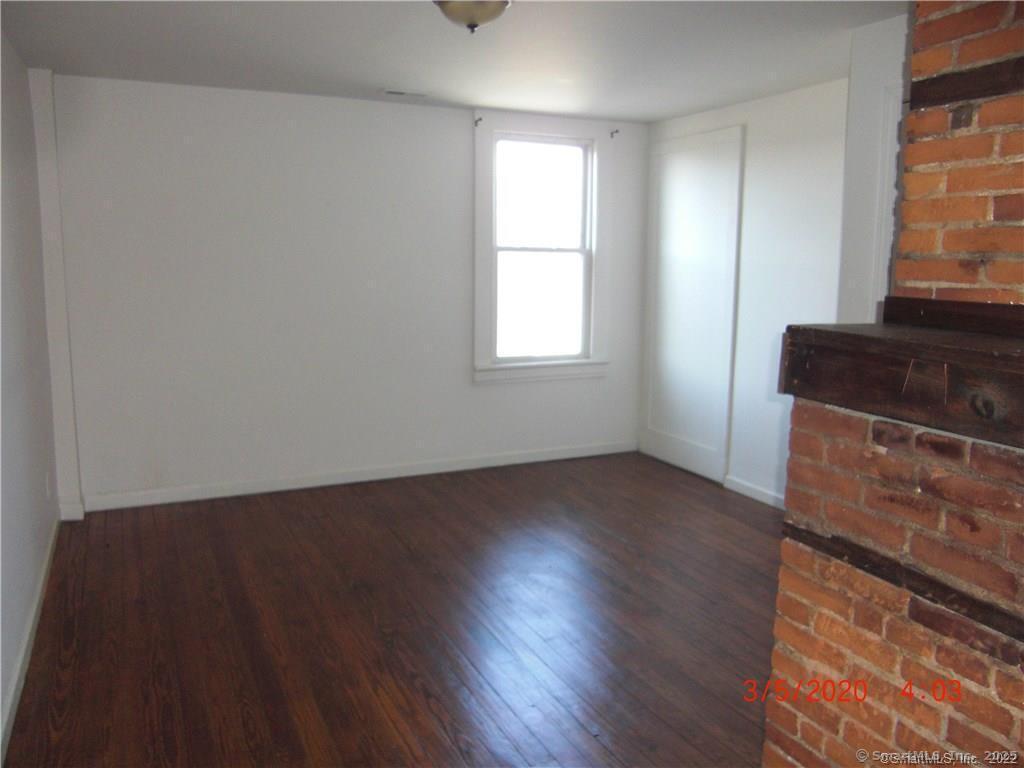 366 Derby Avenue