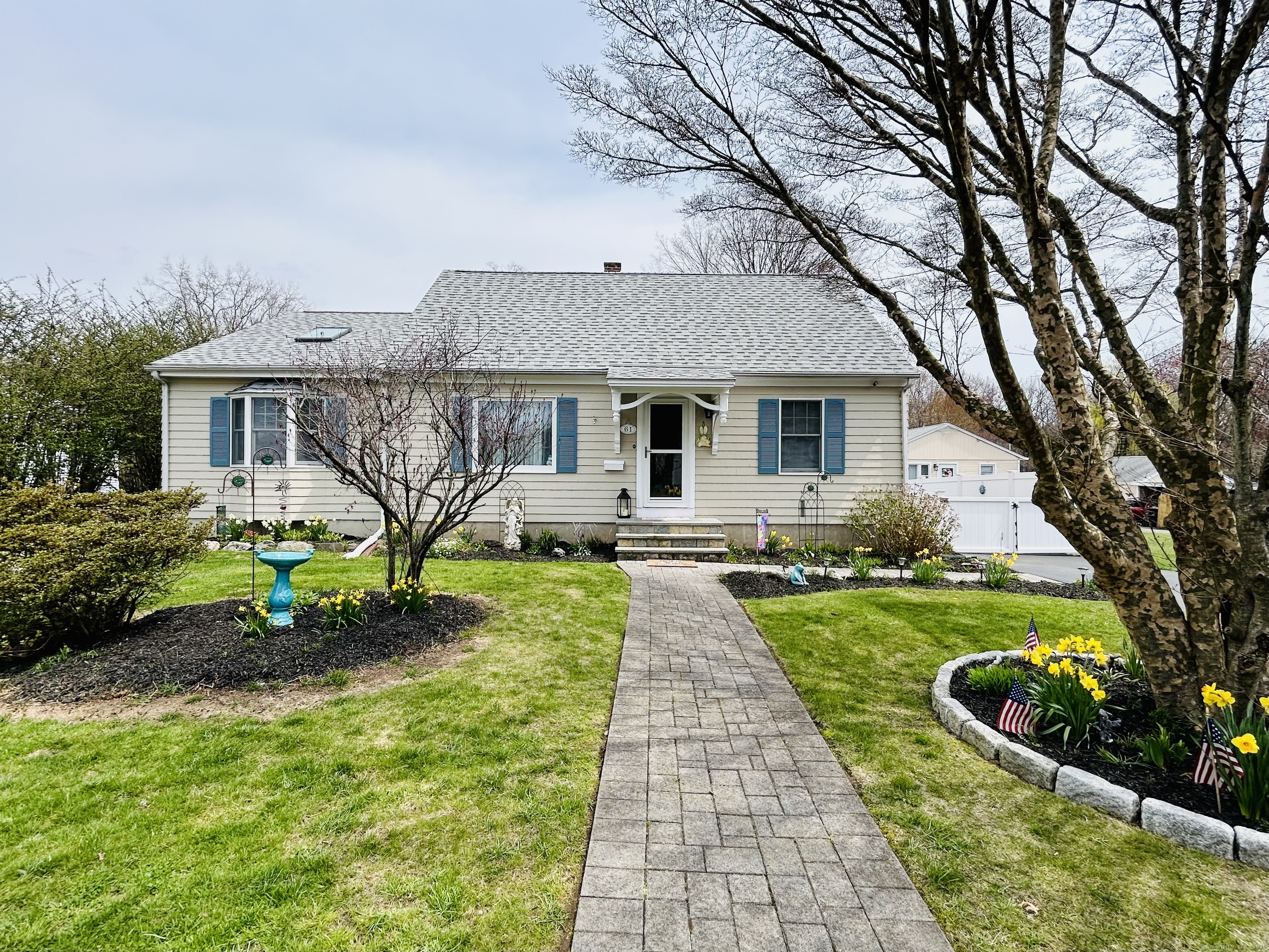Property for Sale at Peck Street, Milford, Connecticut - Bedrooms: 3 
Bathrooms: 2 
Rooms: 8  - $449,000