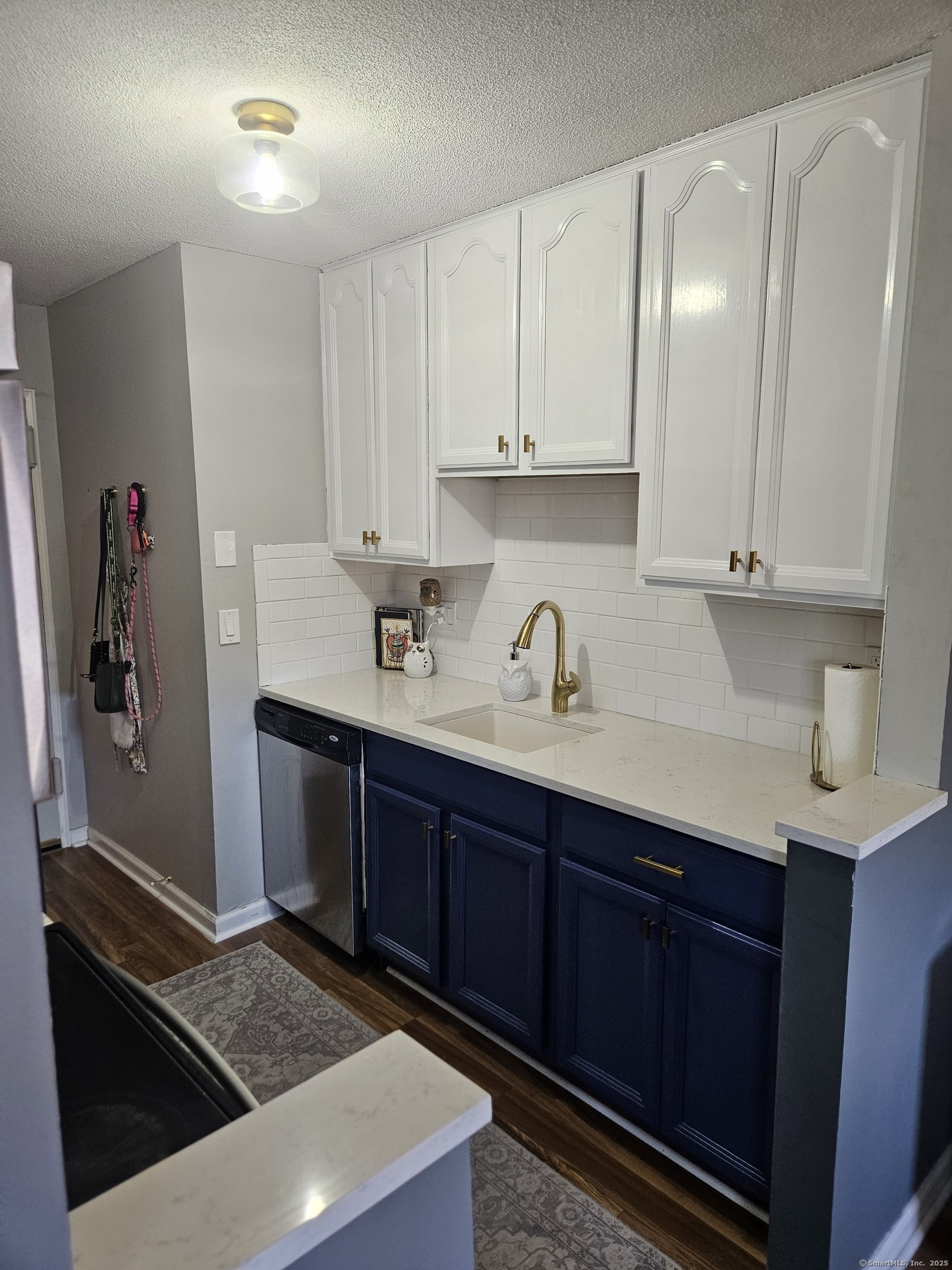 Rental Property at Balance Rock Road Apt 17, Seymour, Connecticut - Bedrooms: 1 
Bathrooms: 1 
Rooms: 4  - $1,700 MO.