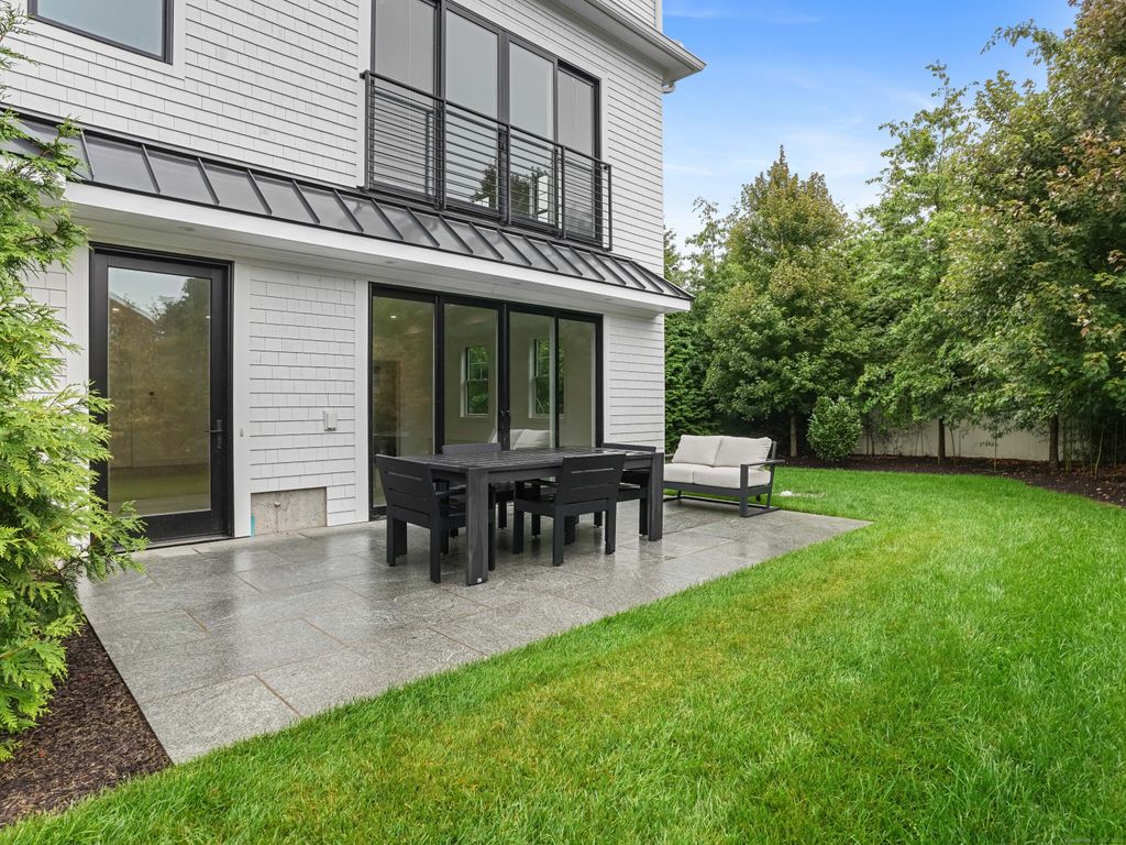 Photo of 345 Reef Road #C9, Fairfield, CT 06824 (MLS # 24119701)