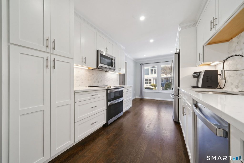 Photo of 76 Fawn Ridge Lane #76, Norwalk, CT 06851 (MLS # 24151523)