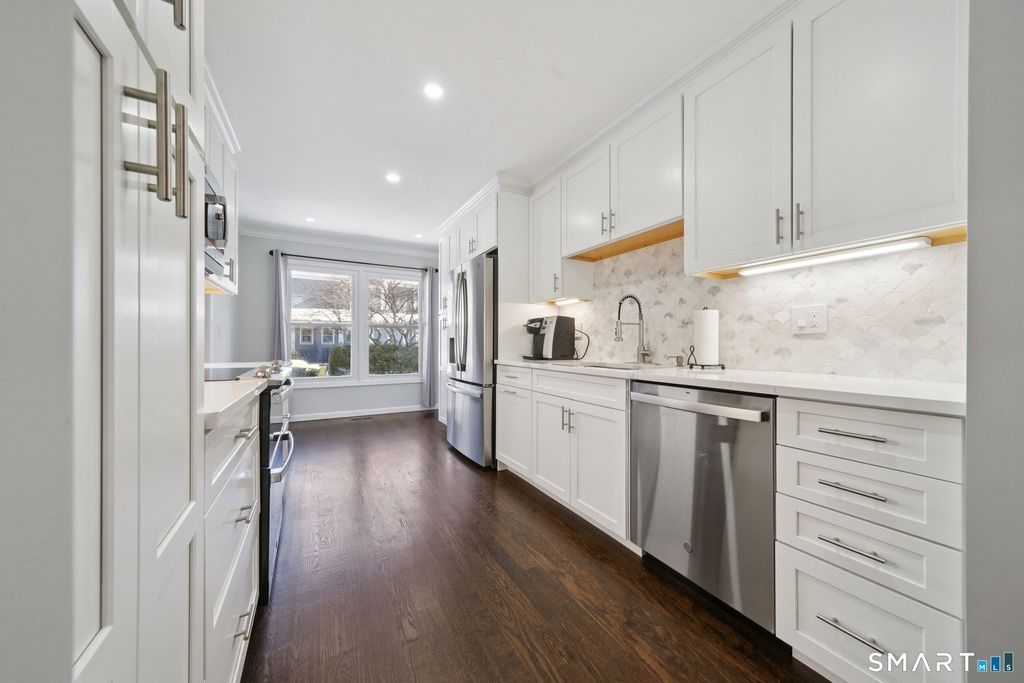 Photo of 76 Fawn Ridge Lane #76, Norwalk, CT 06851 (MLS # 24151523)