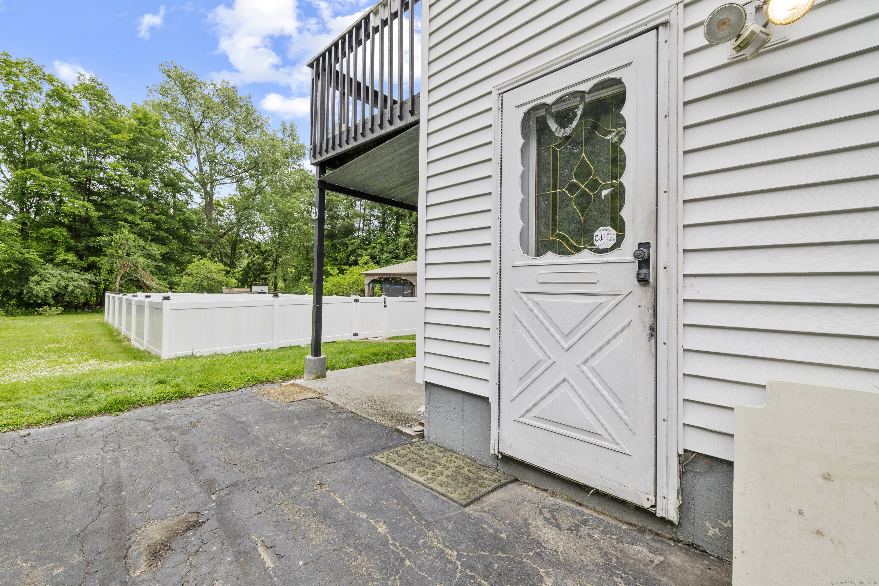 21 Sunnyside Drive, North Branford, Connecticut image 32