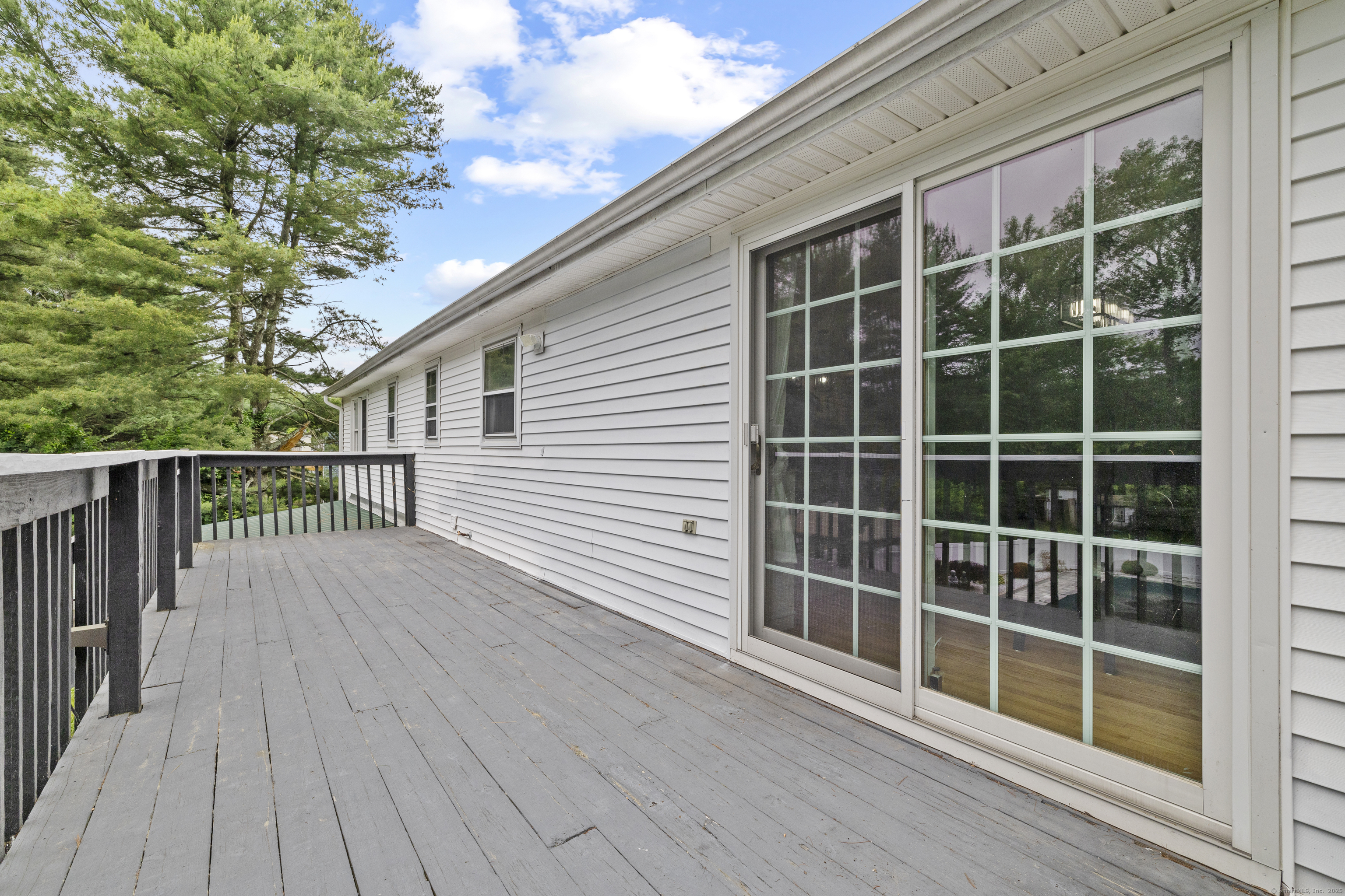 21 Sunnyside Drive, North Branford, Connecticut image 25