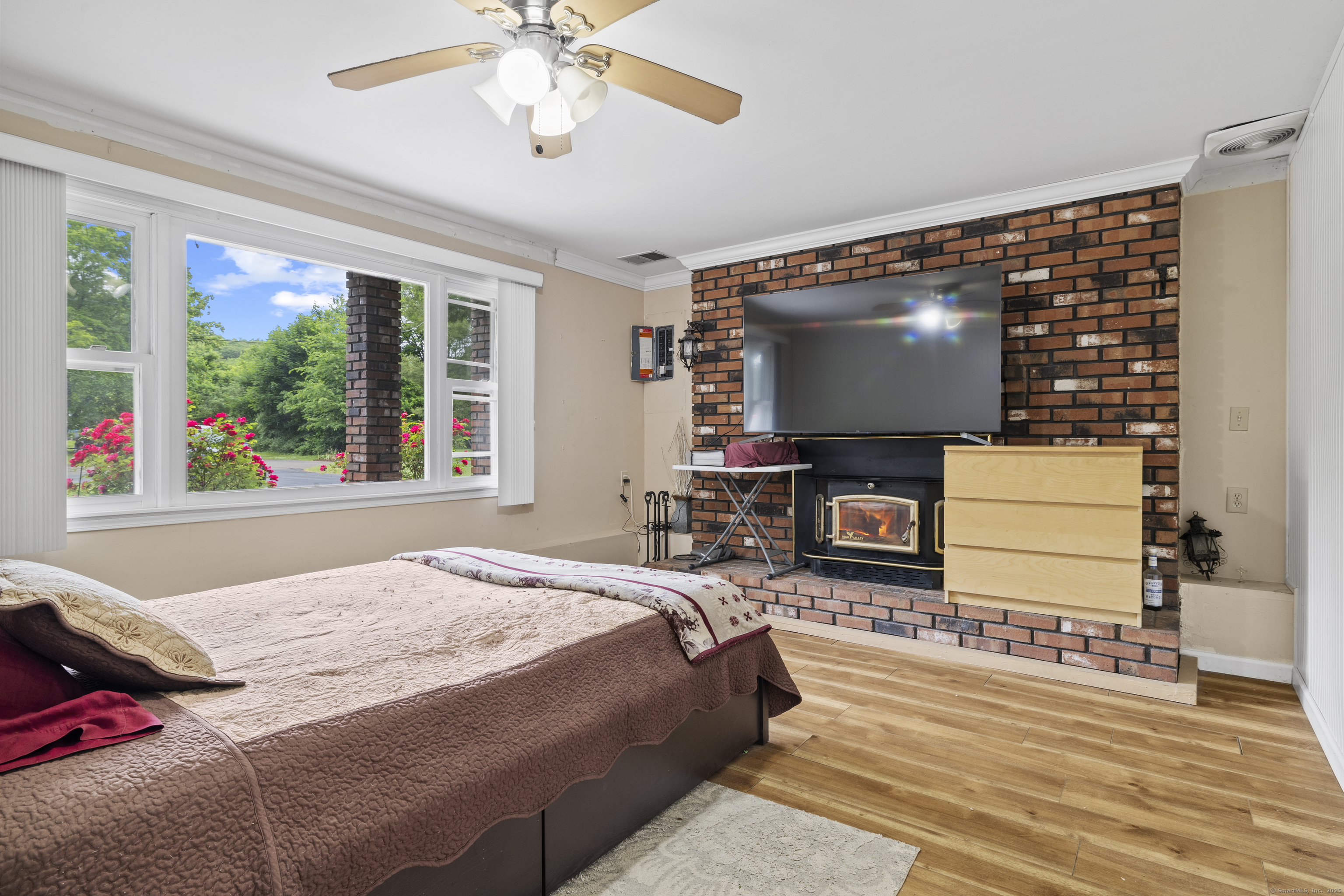 21 Sunnyside Drive, North Branford, Connecticut image 29