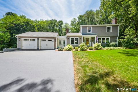 Photo of 18 Wapping Wood Road, Ellington, CT 06029 (MLS # 24186450)