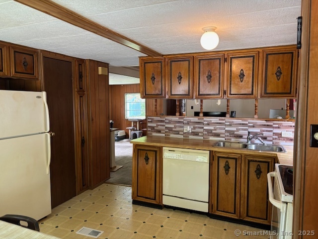 28 Fairway Drive, Windham, Connecticut image 7