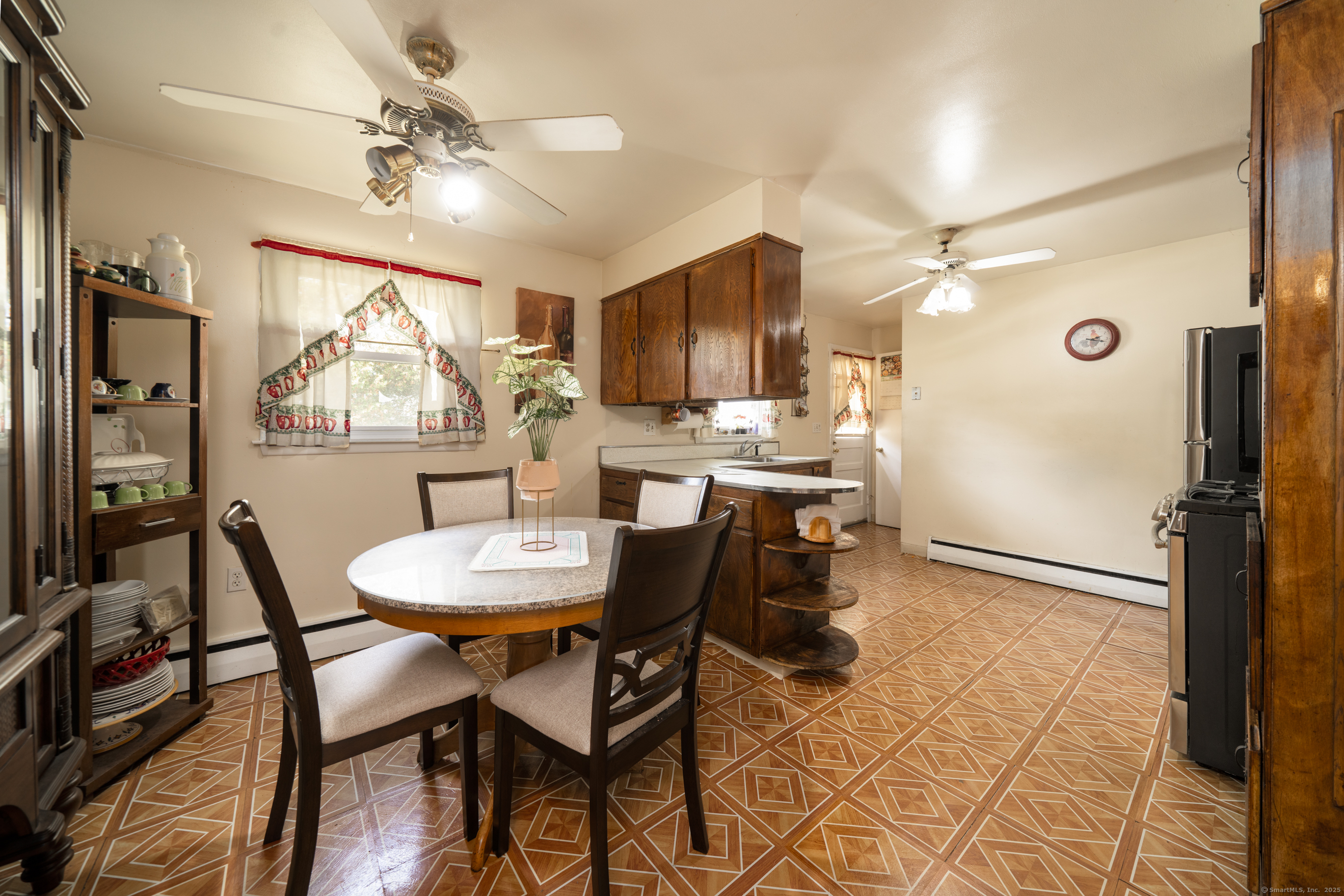 290 Hollywood Avenue