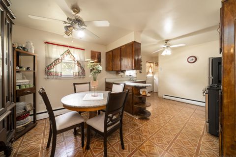 Tiny photo for 290 Hollywood Avenue, Stratford, CT 06614 (MLS # 24134227)