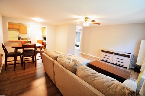 Tiny photo for 1250 Farmington Avenue #APT B, Farmington, CT 06032 (MLS # 24121280)