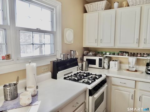 Tiny photo for 245 Unquowa Road #APT 82, Fairfield, CT 06824 (MLS # 24152153)