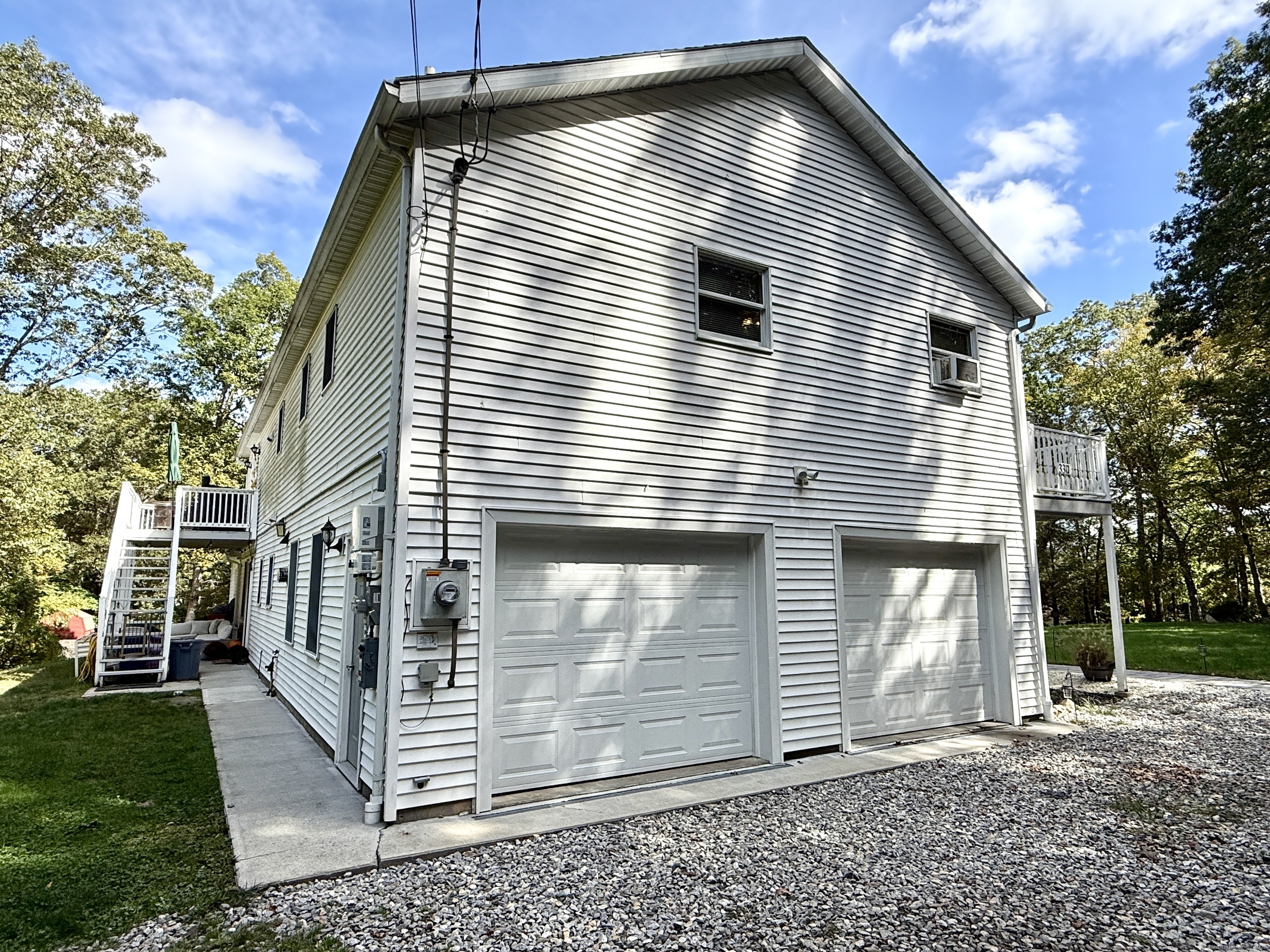 33-D Laurel Point Drive