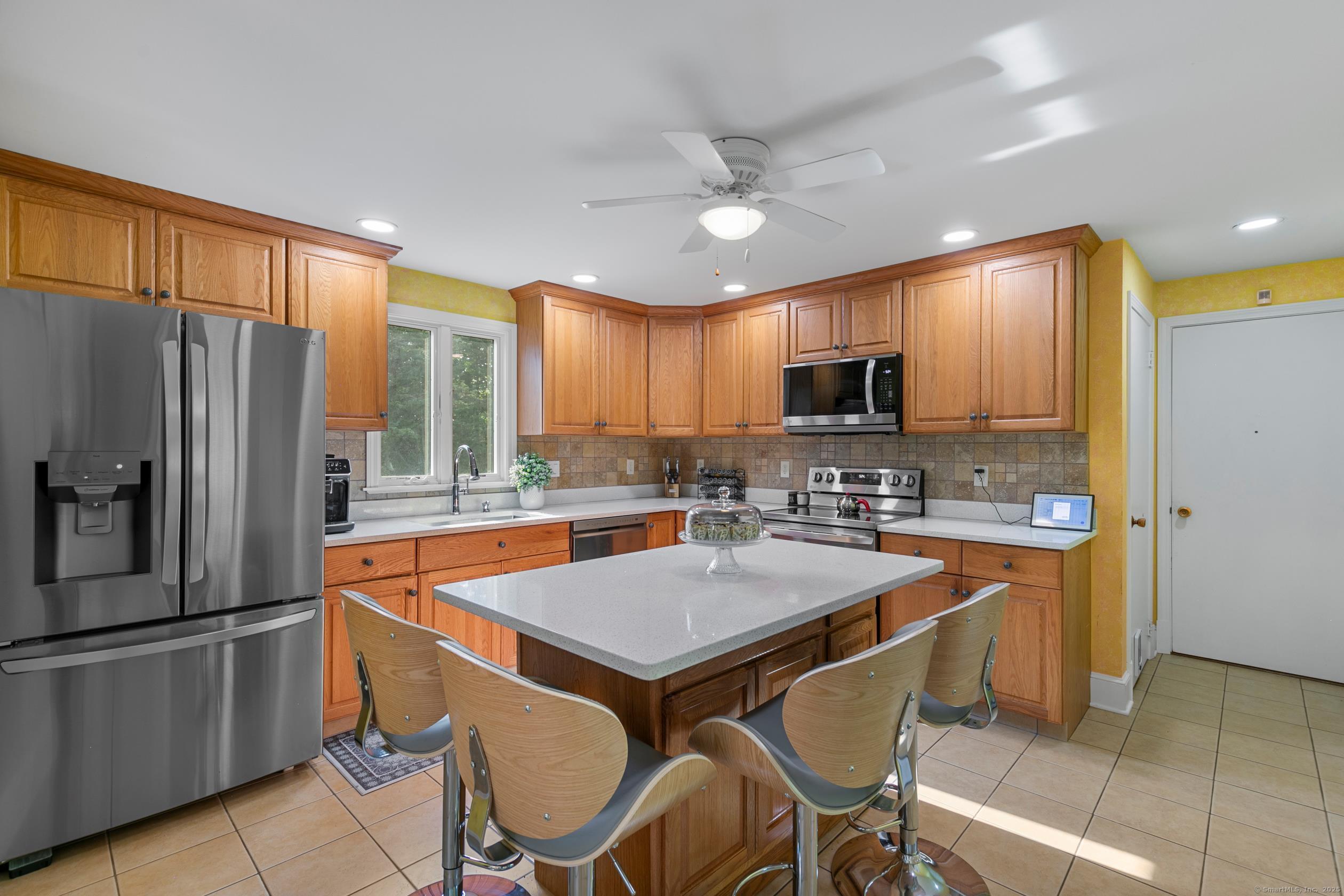 403 Bethmour Road, Bethany, Connecticut image 15